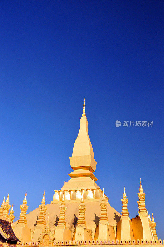 老挝万象:天空和Pha That Luang塔